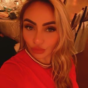 Meet your Posher, Sohayla